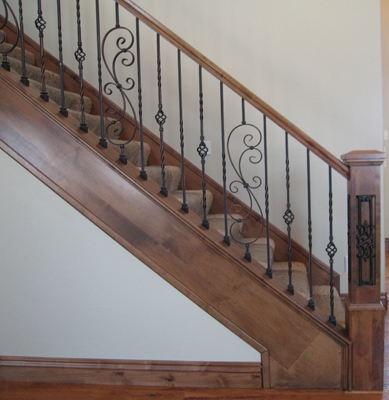 Shoe Plate on Knee Wall